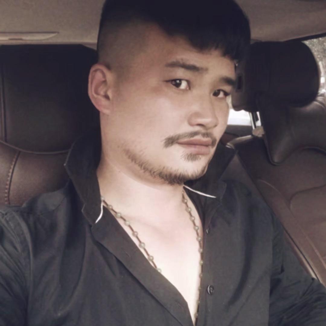 种菌孑的，胡子哥