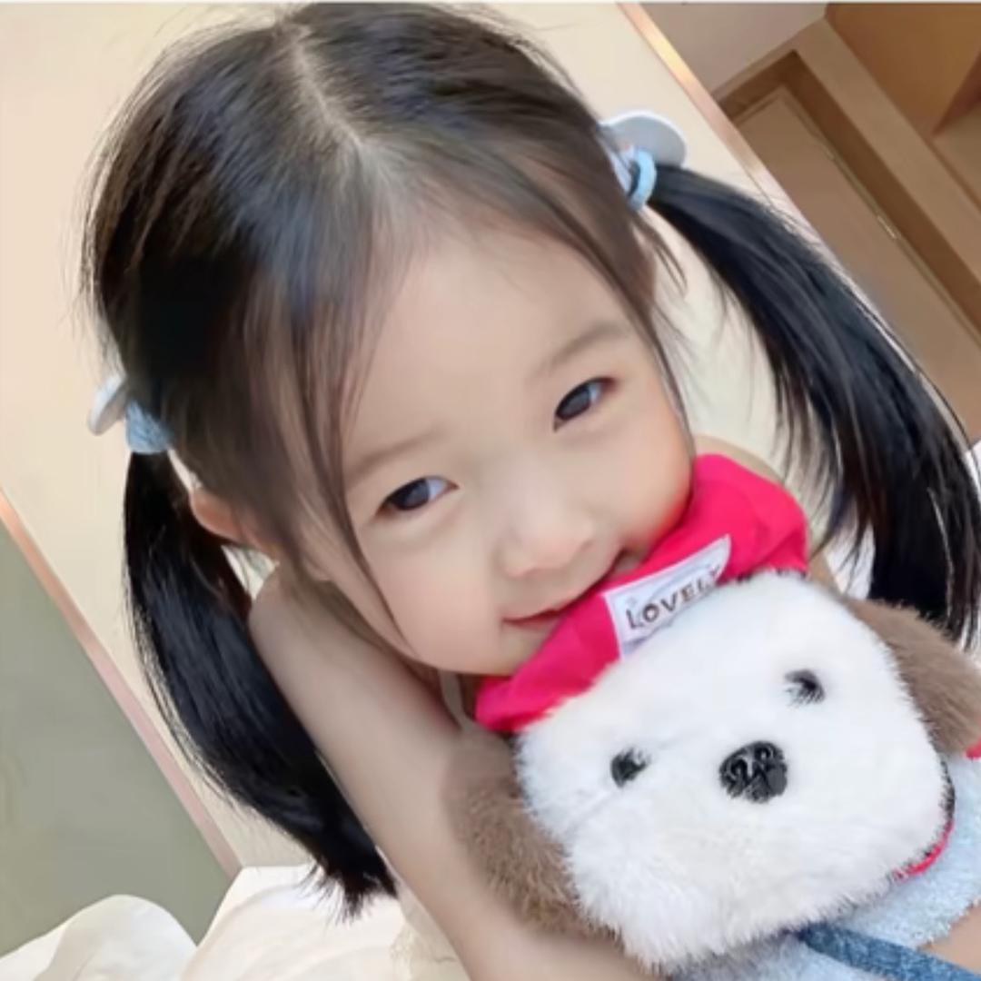 小小妞