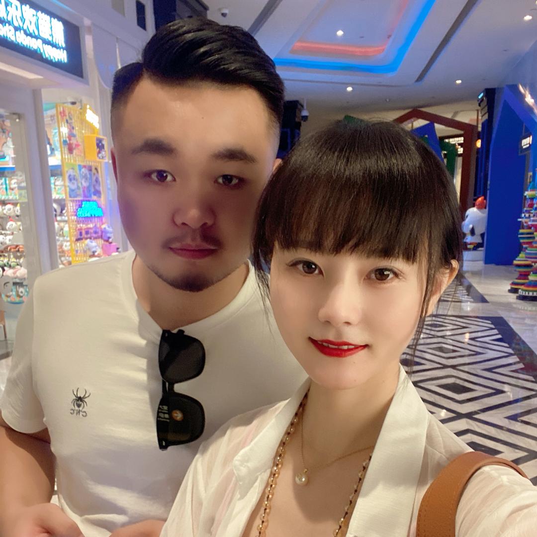 小蔡夫妇