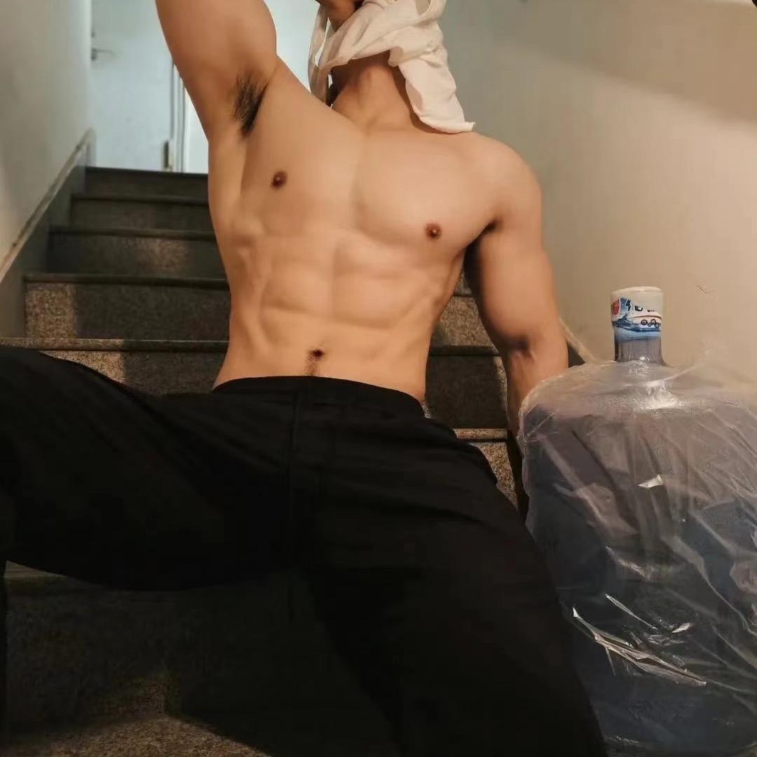 高压DANGER