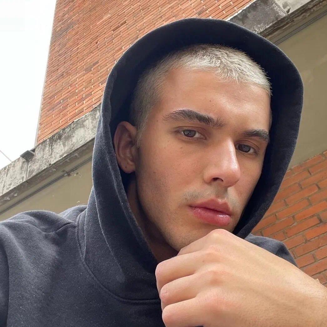 ㅤㅤㅤㅤㅤㅤㅤㅤY