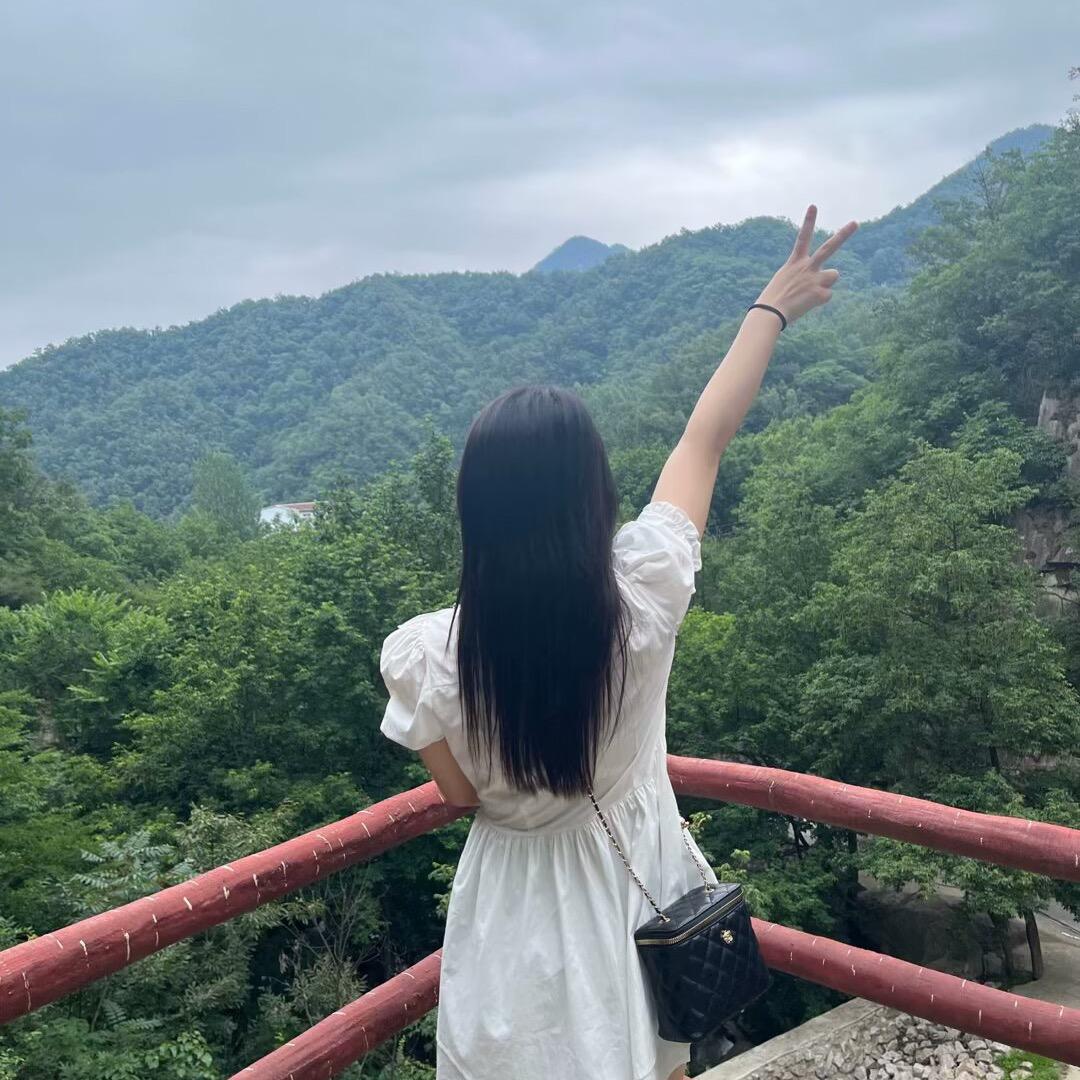 杨杨👨‍👩‍👧