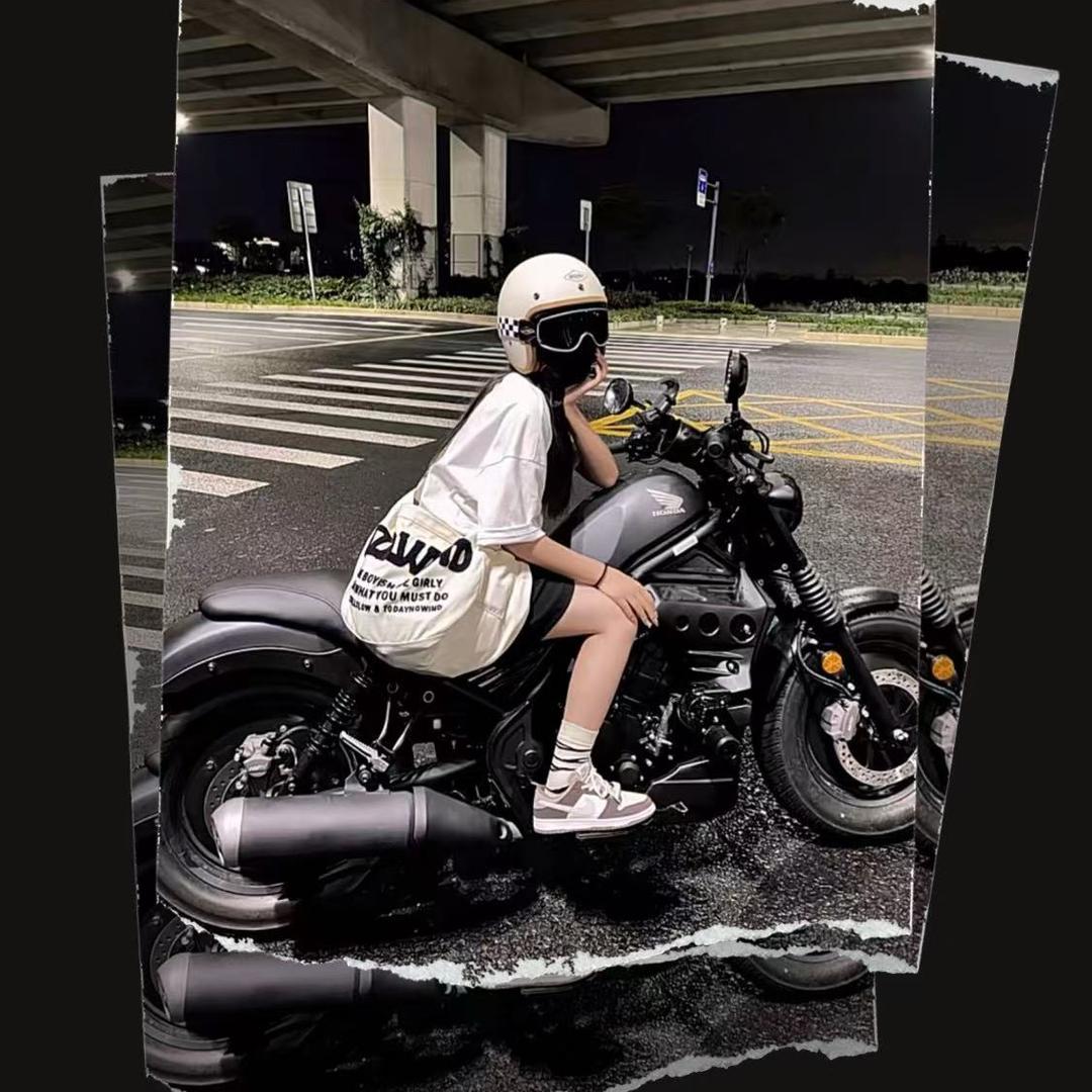 Cʰ❛˓◞˂̵ₑ✧ⁿ沉甸甸