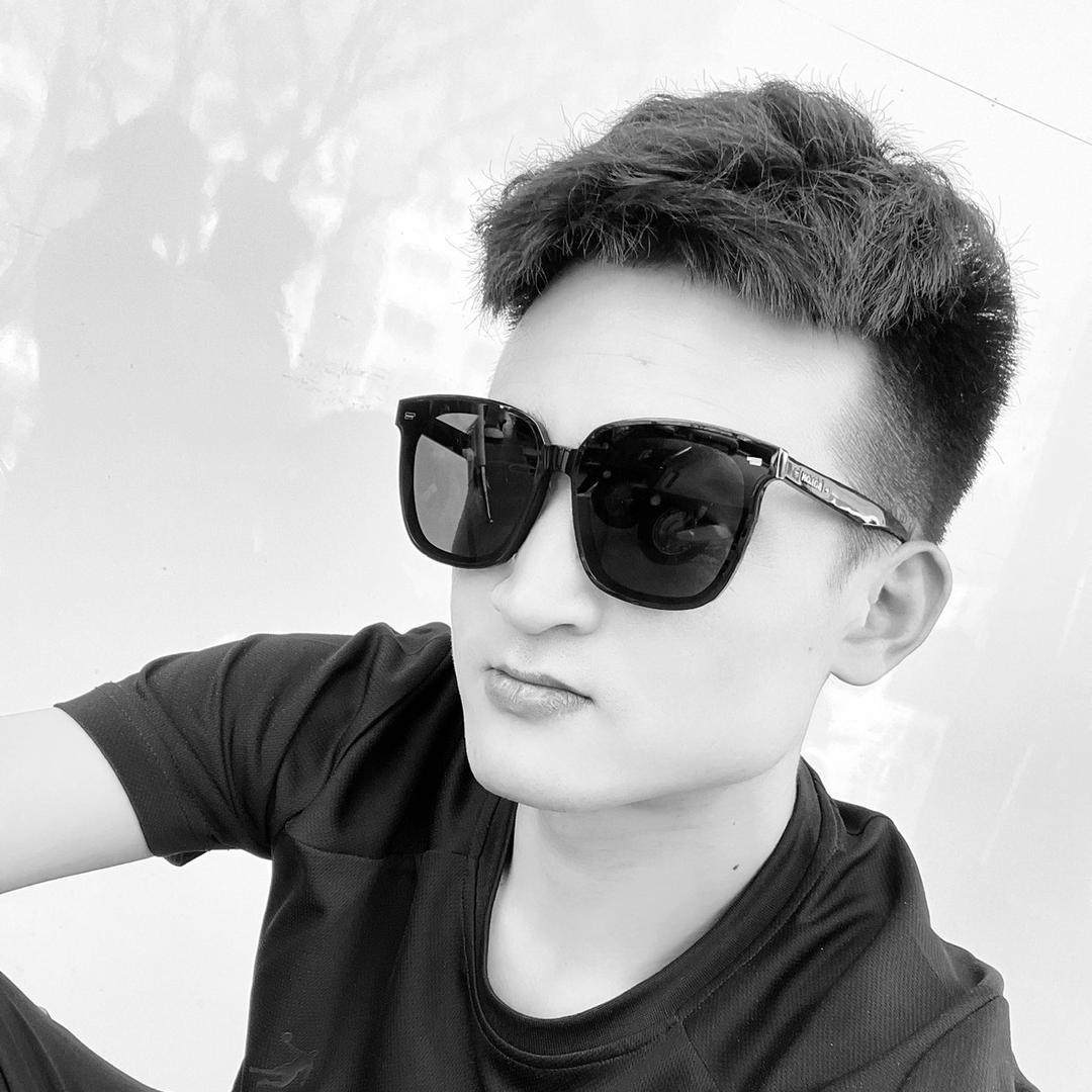 @ ʨ  啊ι√云  ☁