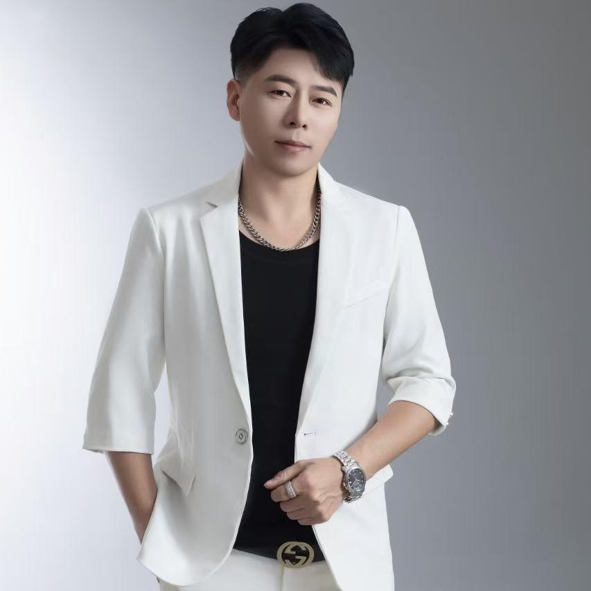 小样歌（生活号）每天晚上6点直播