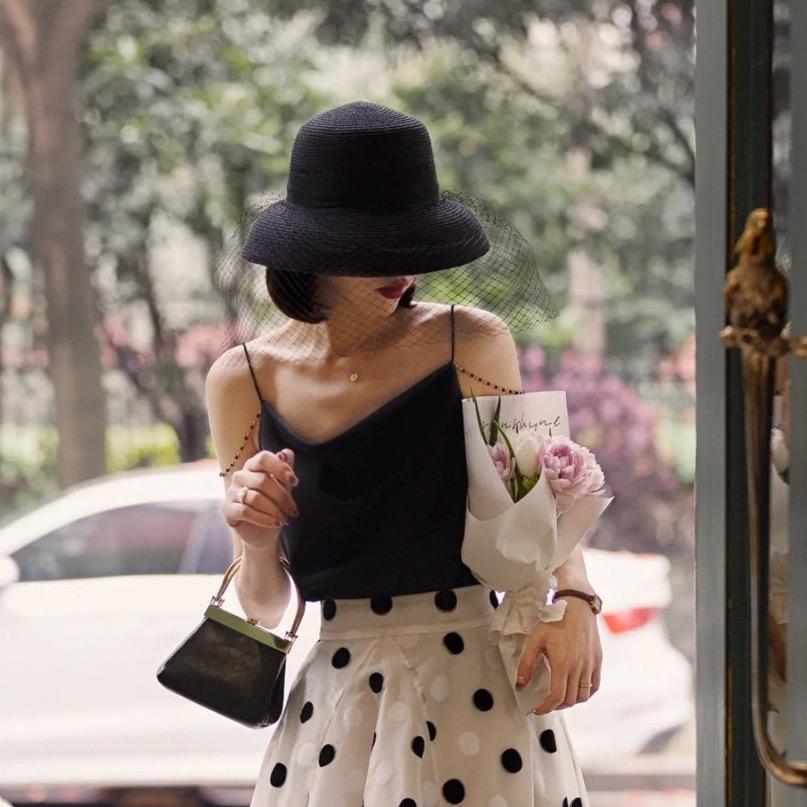 Chic悠悠子.穿搭笔记