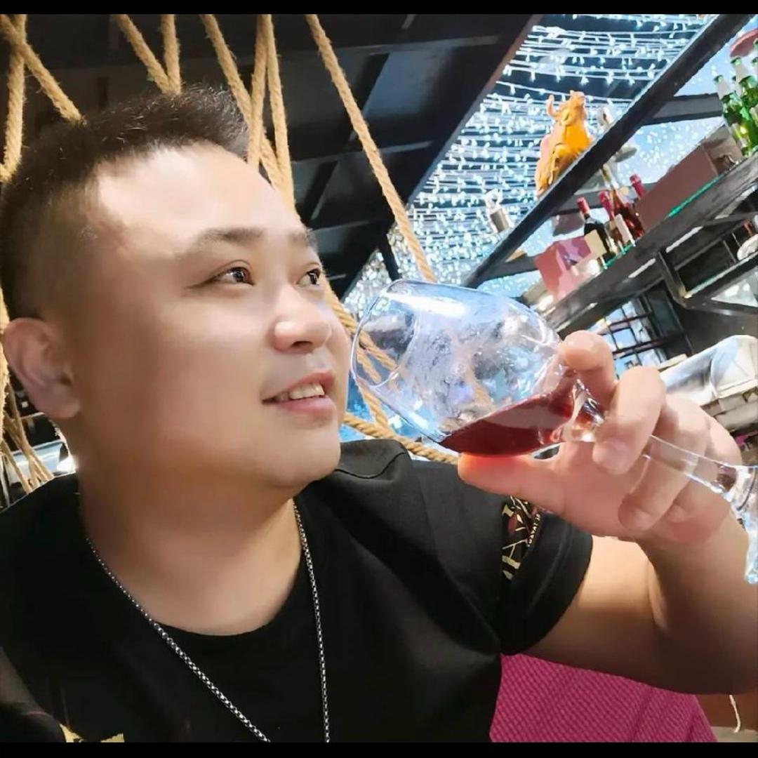 好哥（乘风破浪）