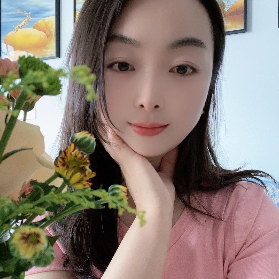 小雨很会吃