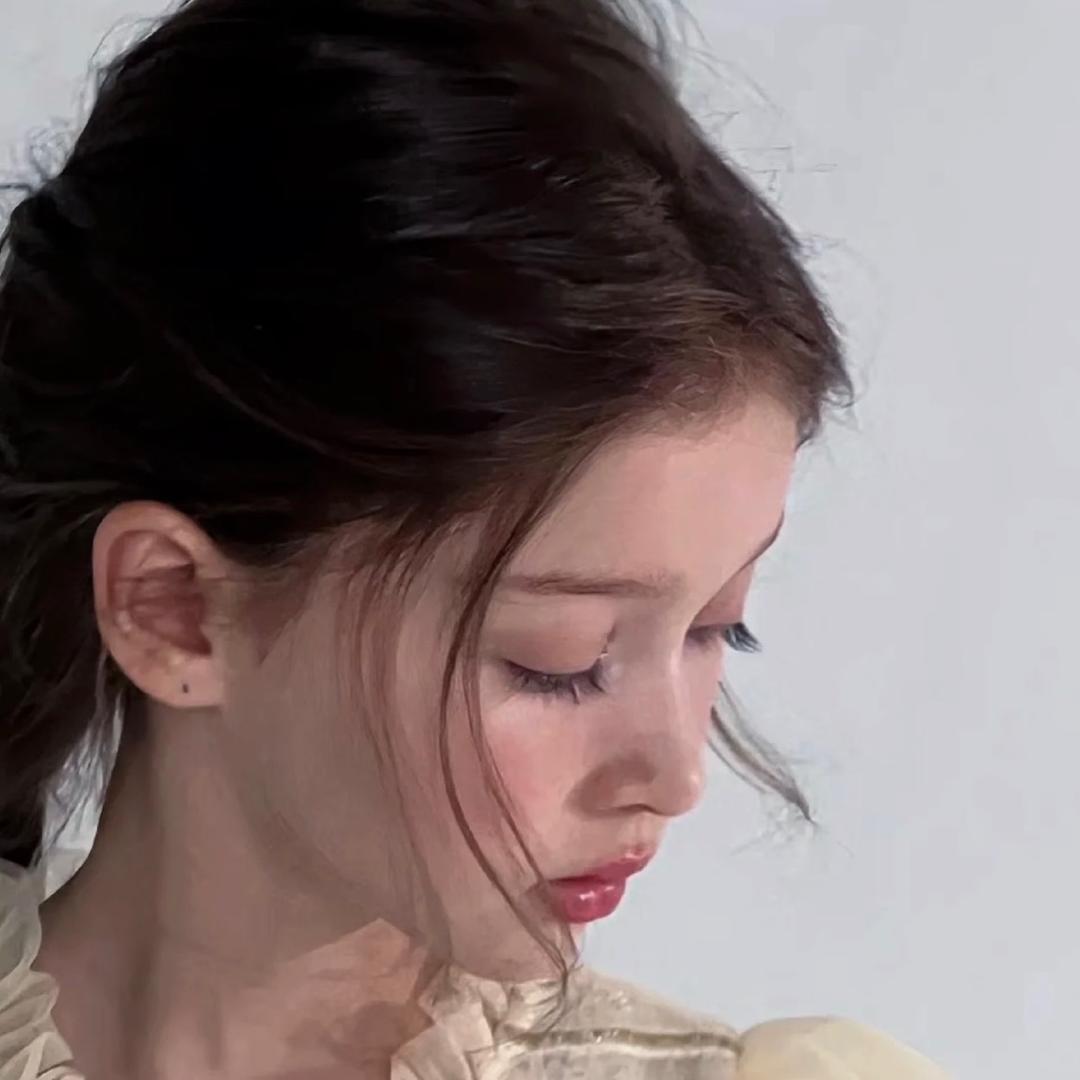 我爱吃榴莲。