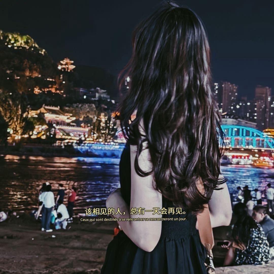 倔强嘚小奶狗🐾