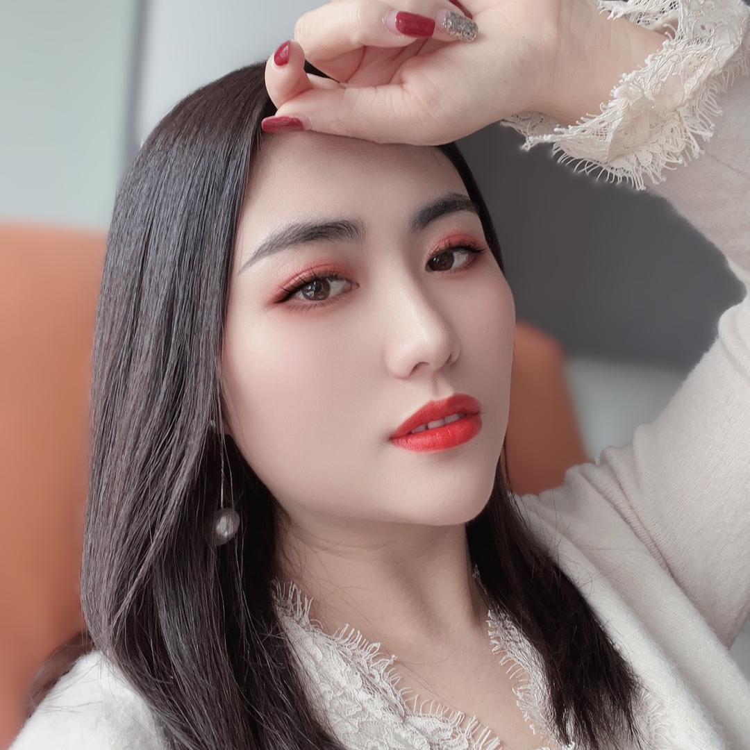 洋洋👀66