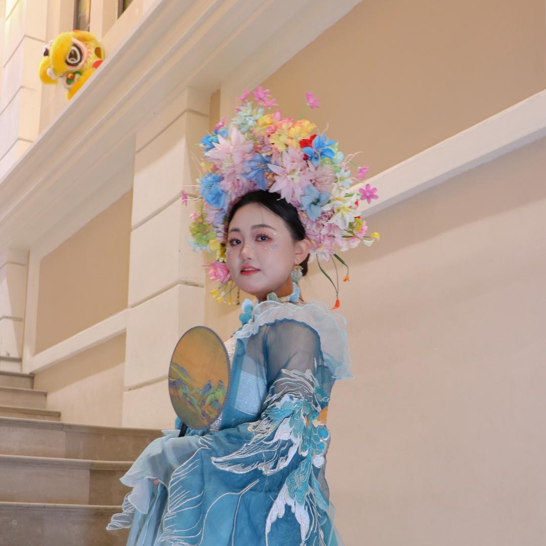 随心文案屈小姐