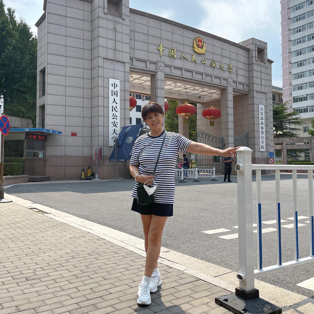 红红