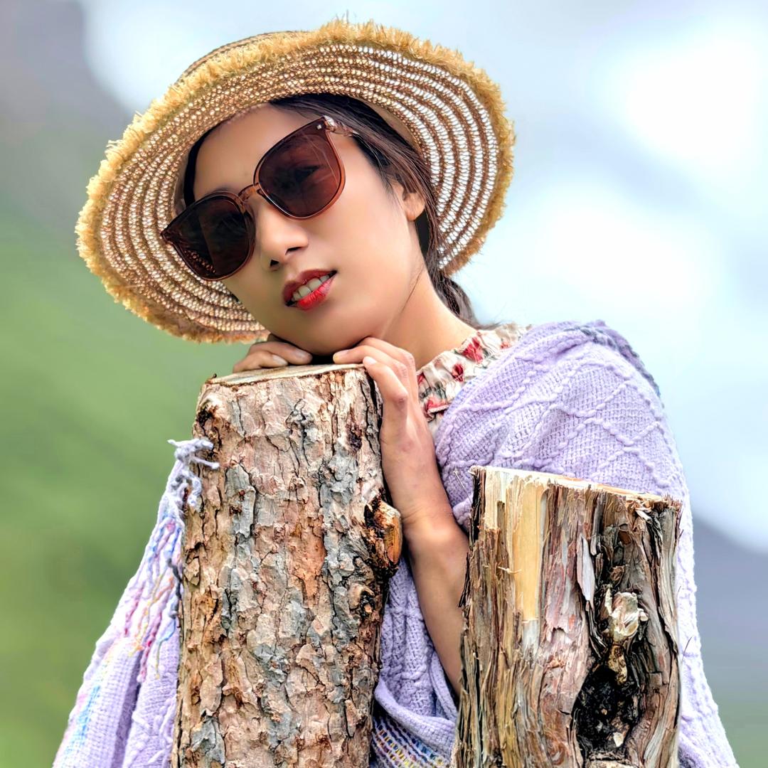 草帽妹妹👒阿佳👑