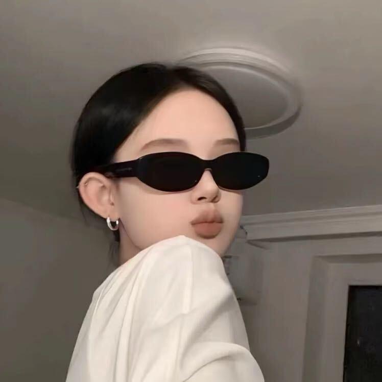 7.🦩