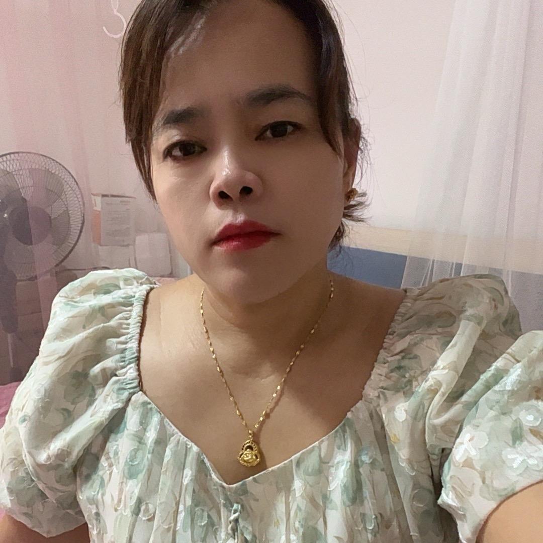 罗女士