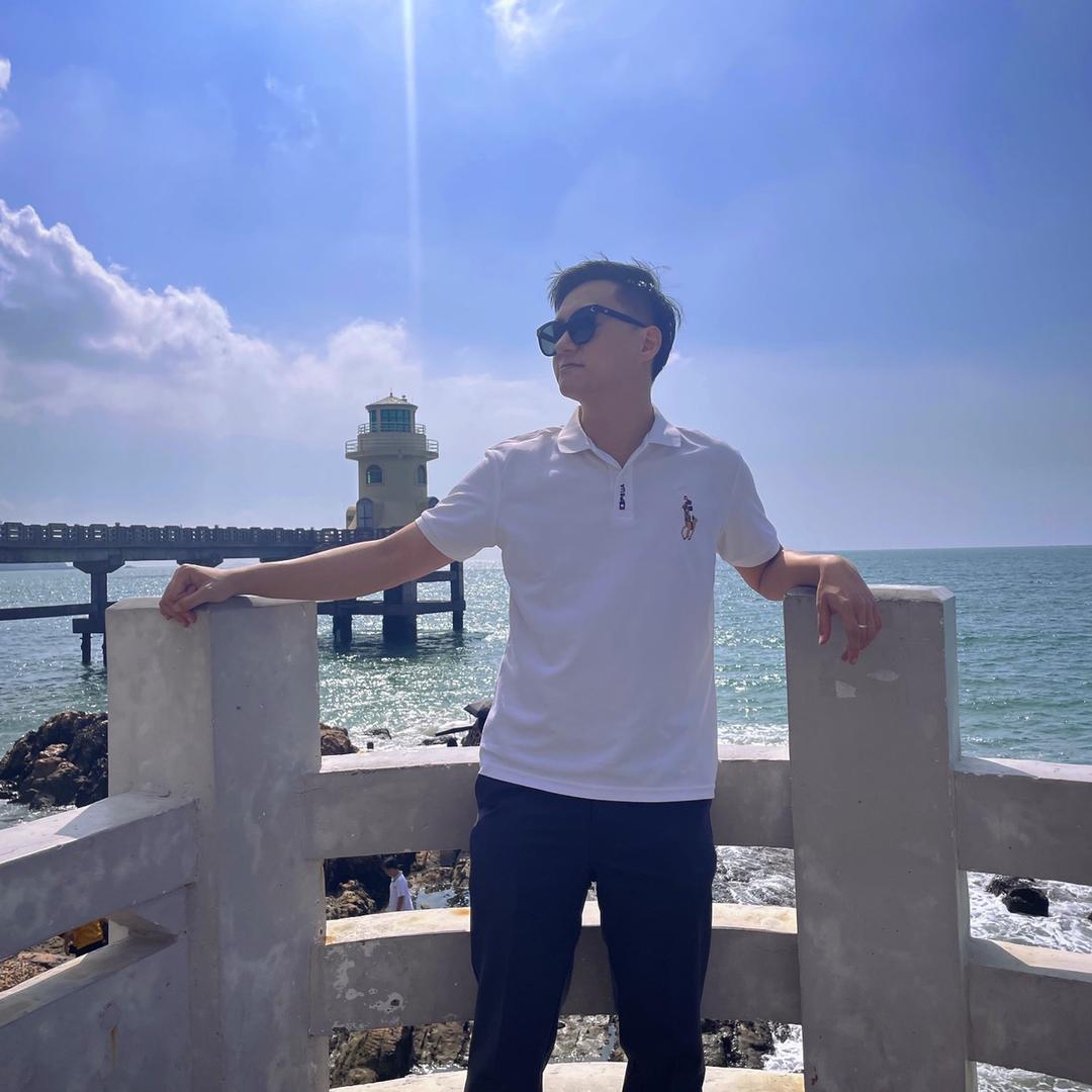 她不喜欢吃香菜