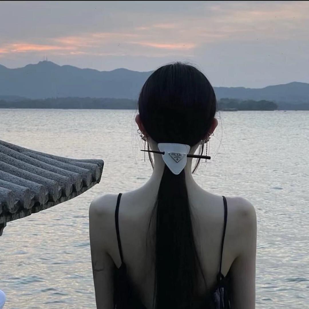 就酱😈