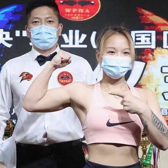 拳击李丽