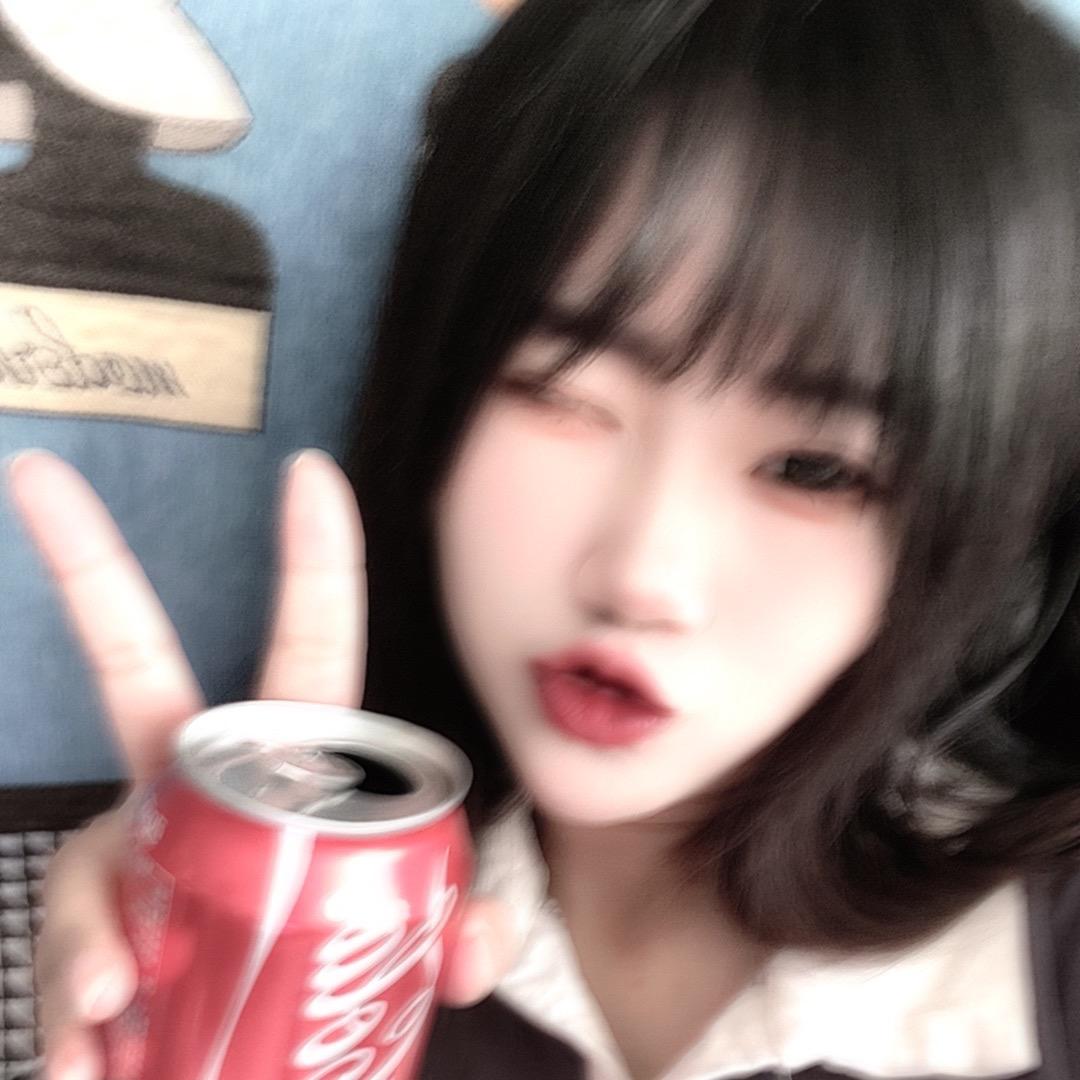 黄如花😘