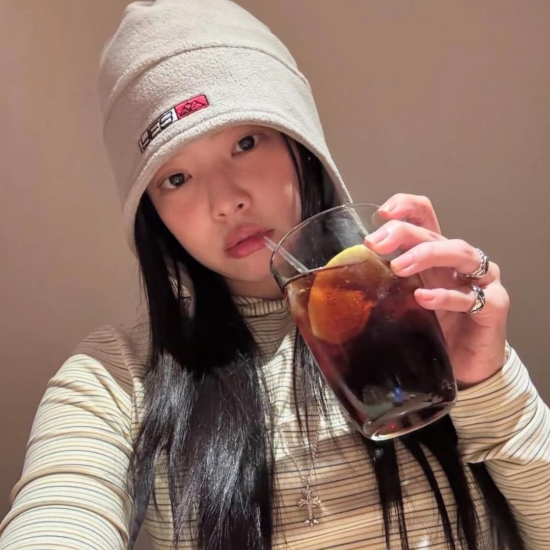 我再也不粘人了吧