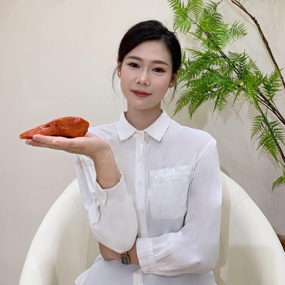 聂小雅呀（雅味萱卤味)
