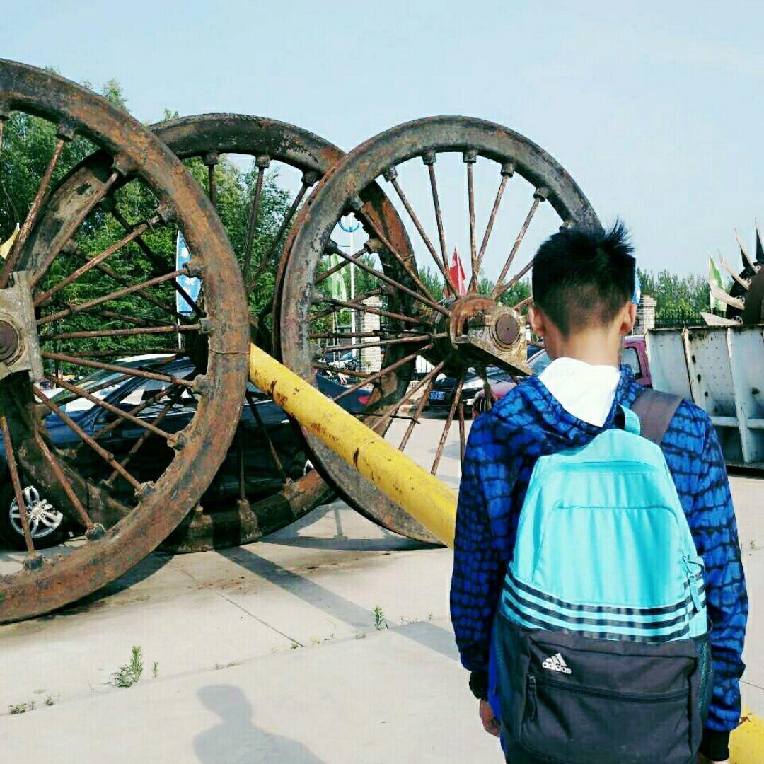 D y k