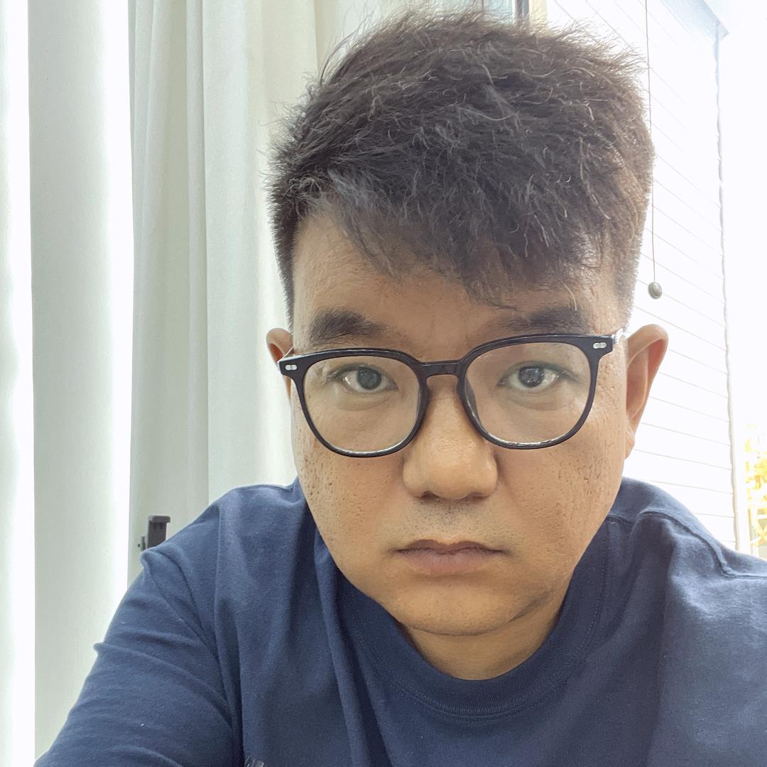 呼市波尔发型顾问孟孟