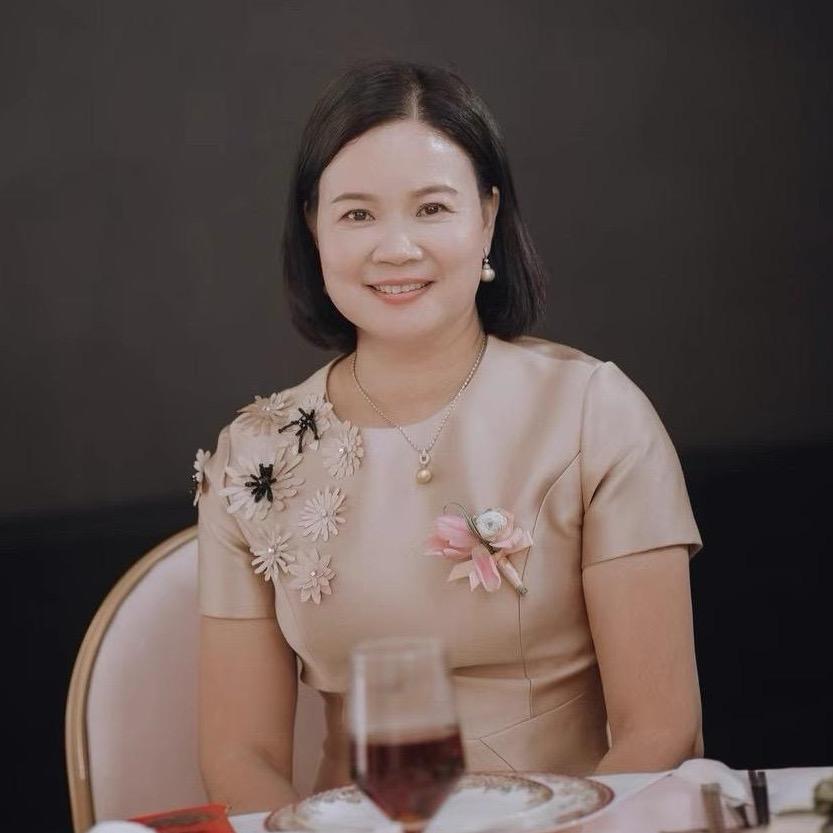 小溪里养生