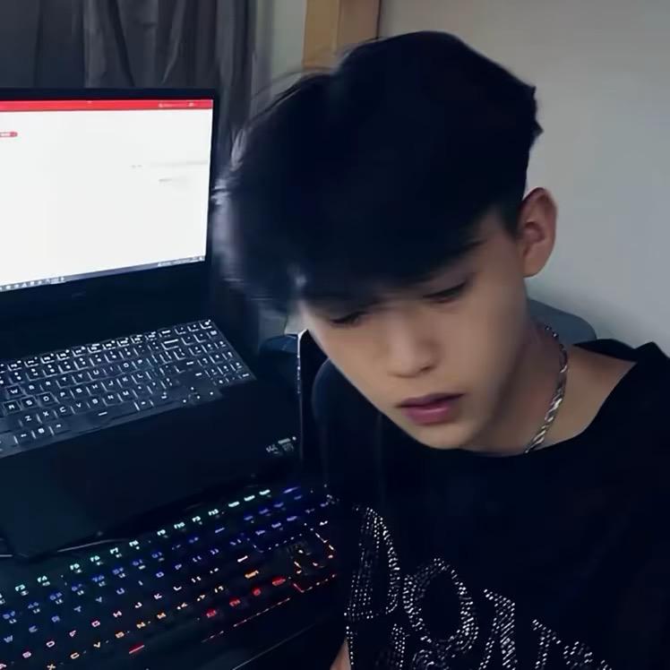 阿华～
