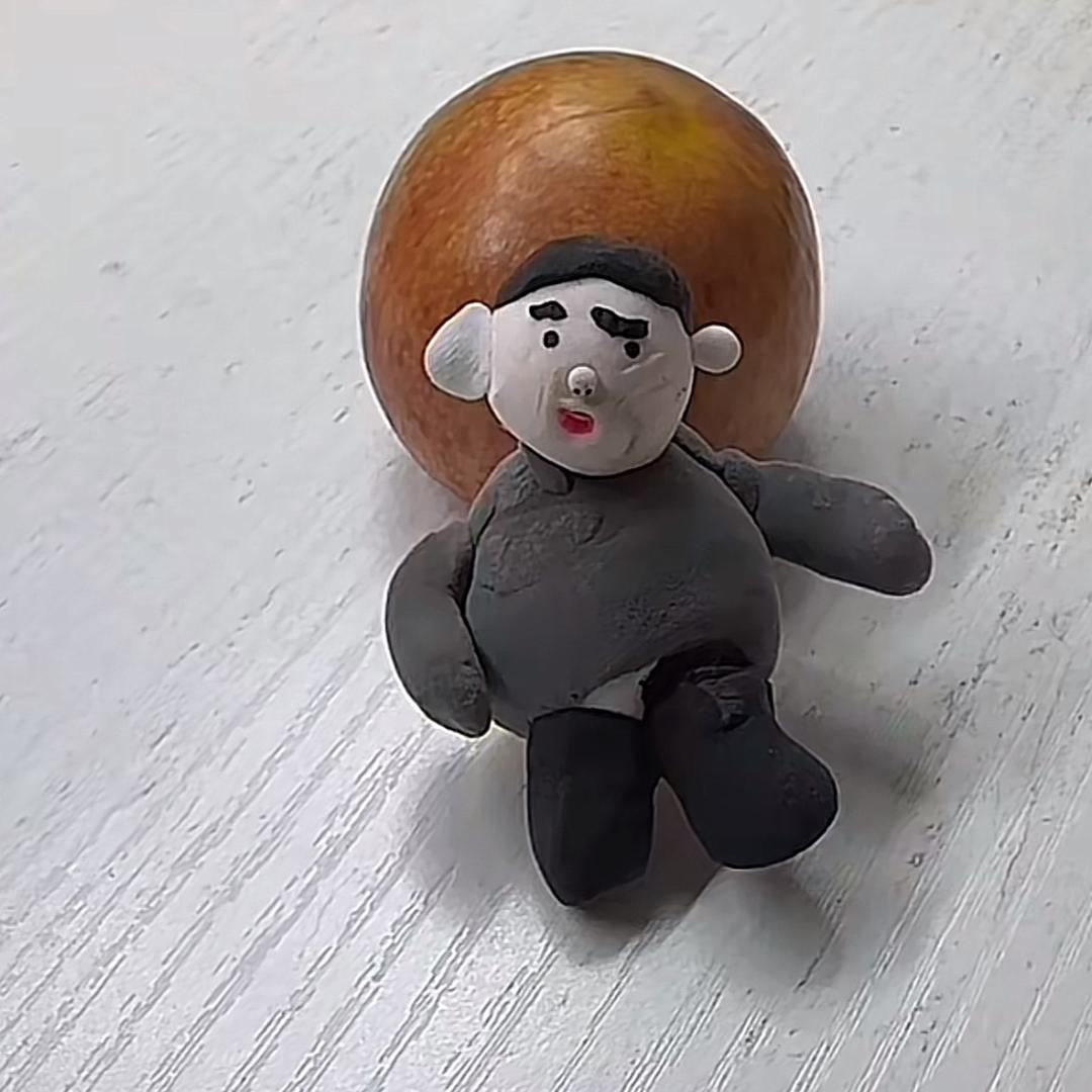 豚豚.