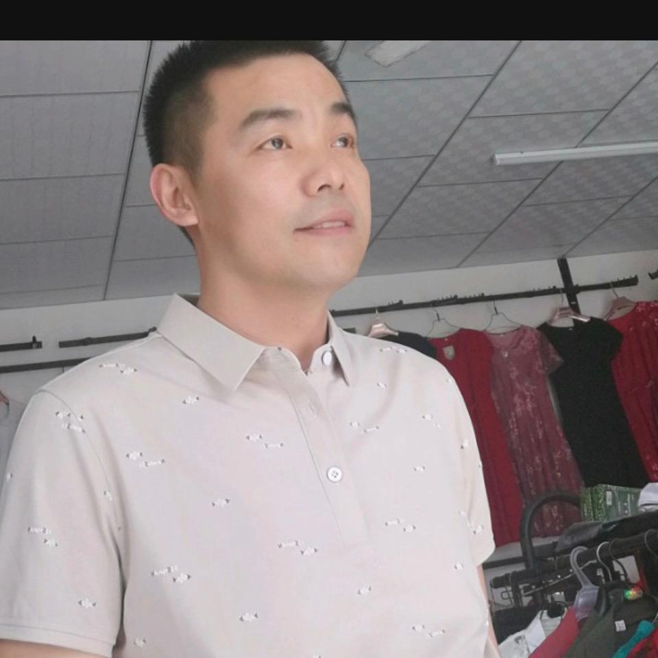 鹏飞.
