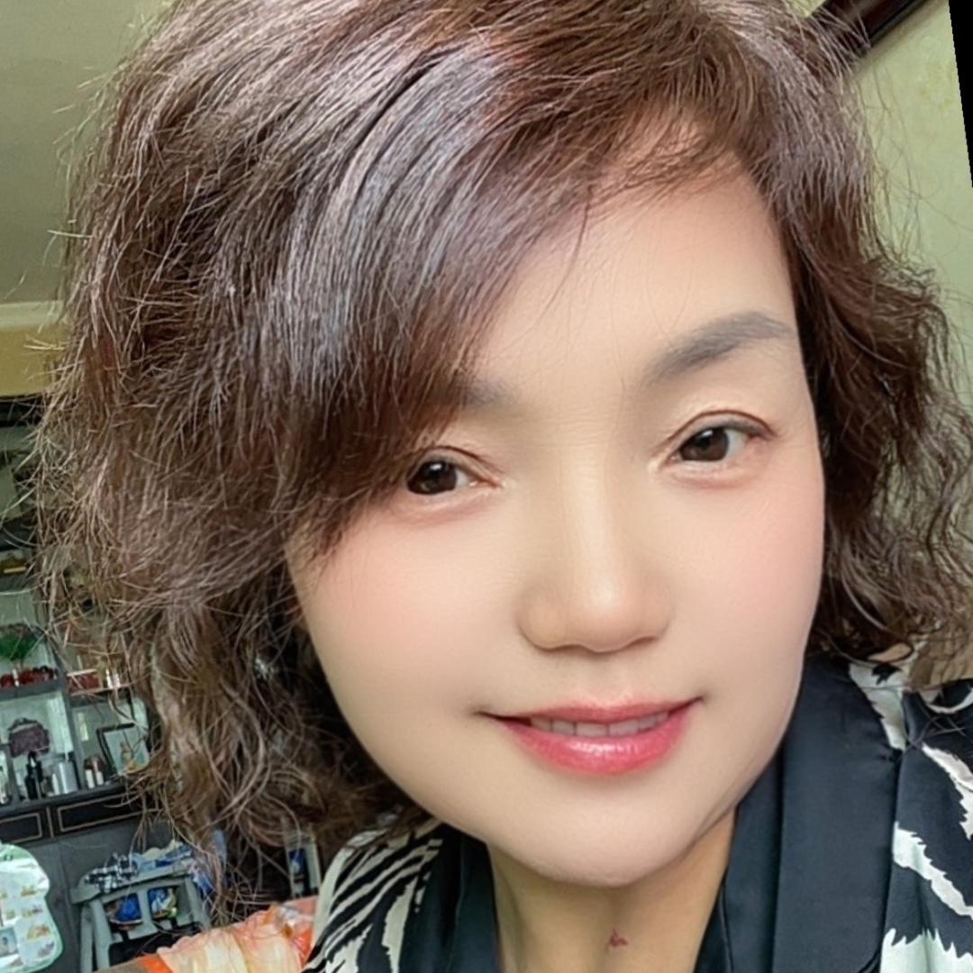 浅笑不语