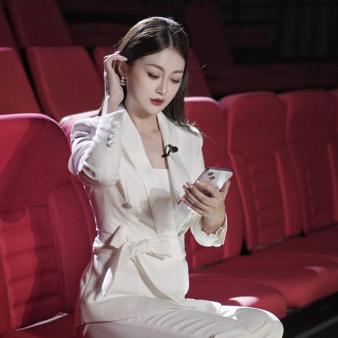 主持人婷歌👸