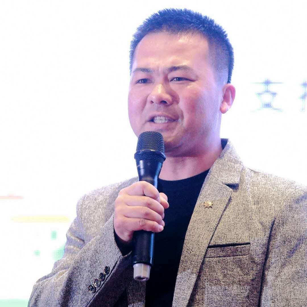 木坨阿昕