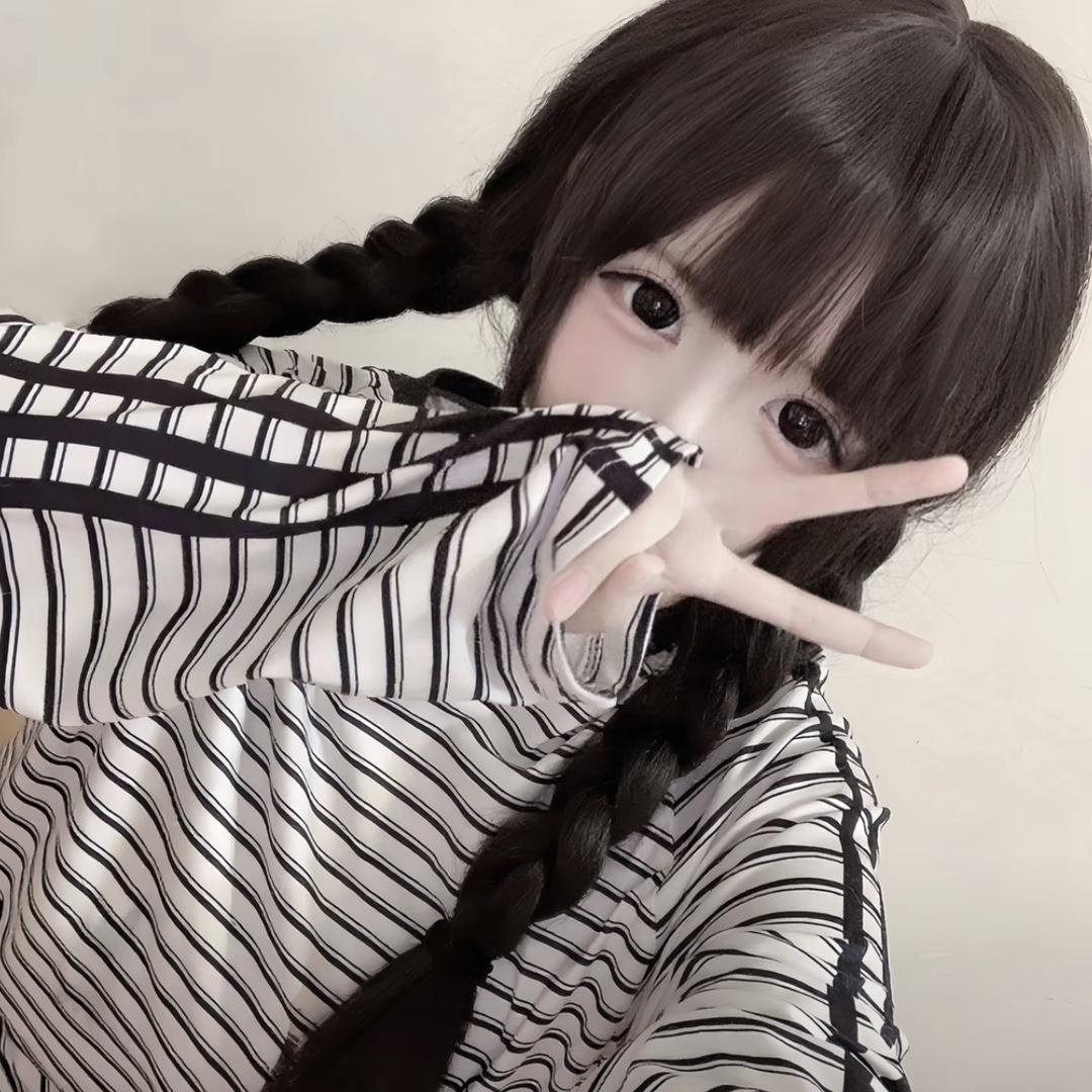 屿屿控^