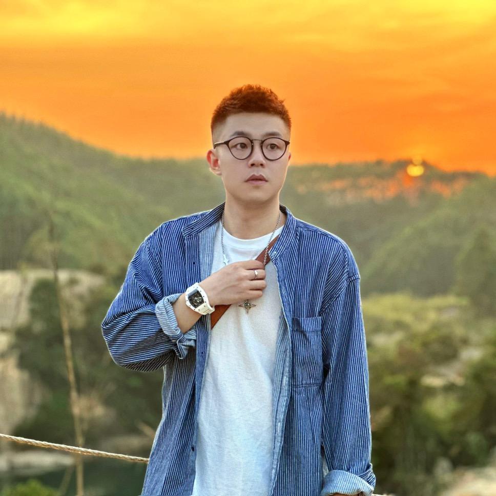 李AZ