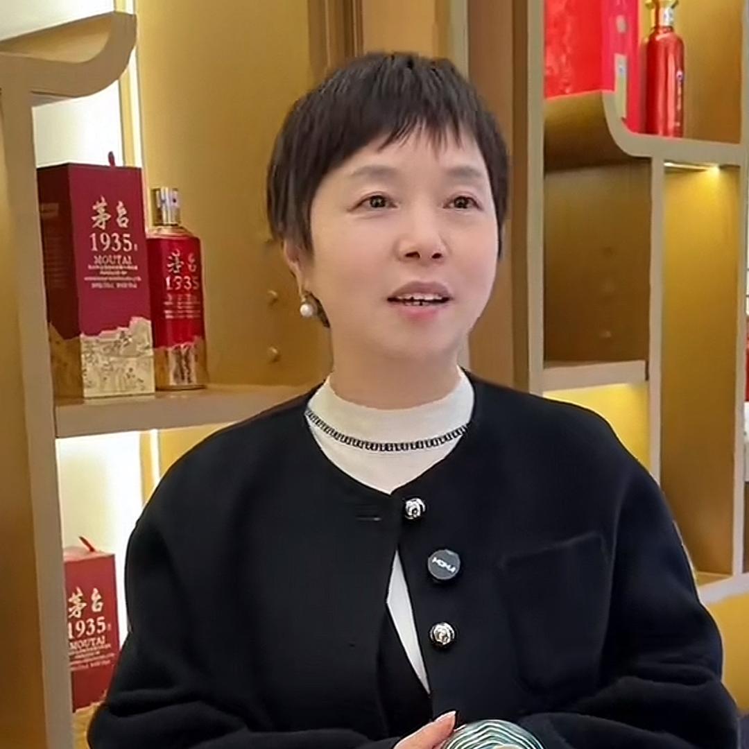 镇江烟酒茶杜红兵