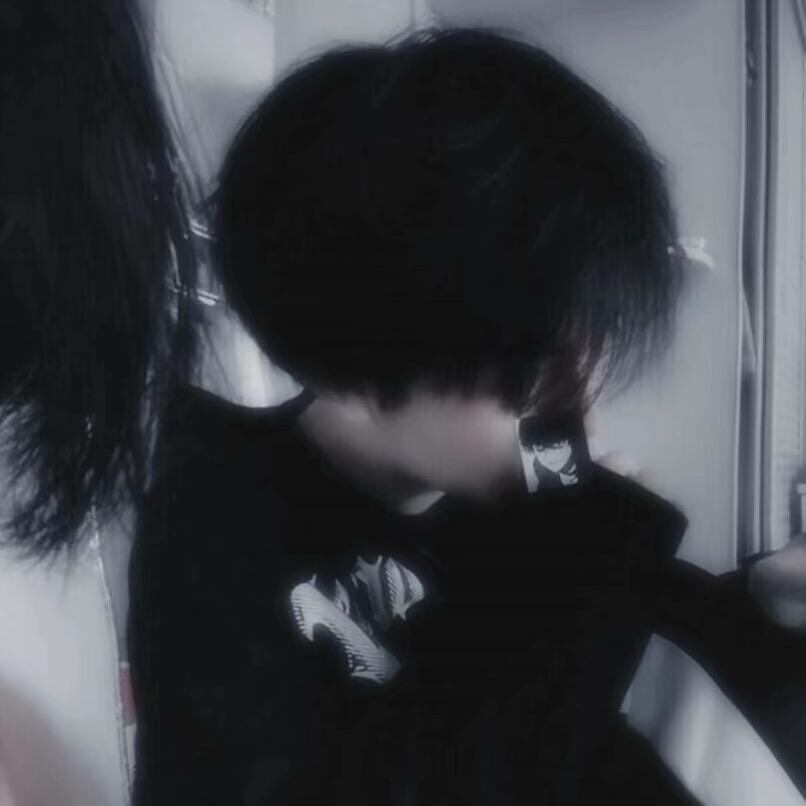 洛🥷