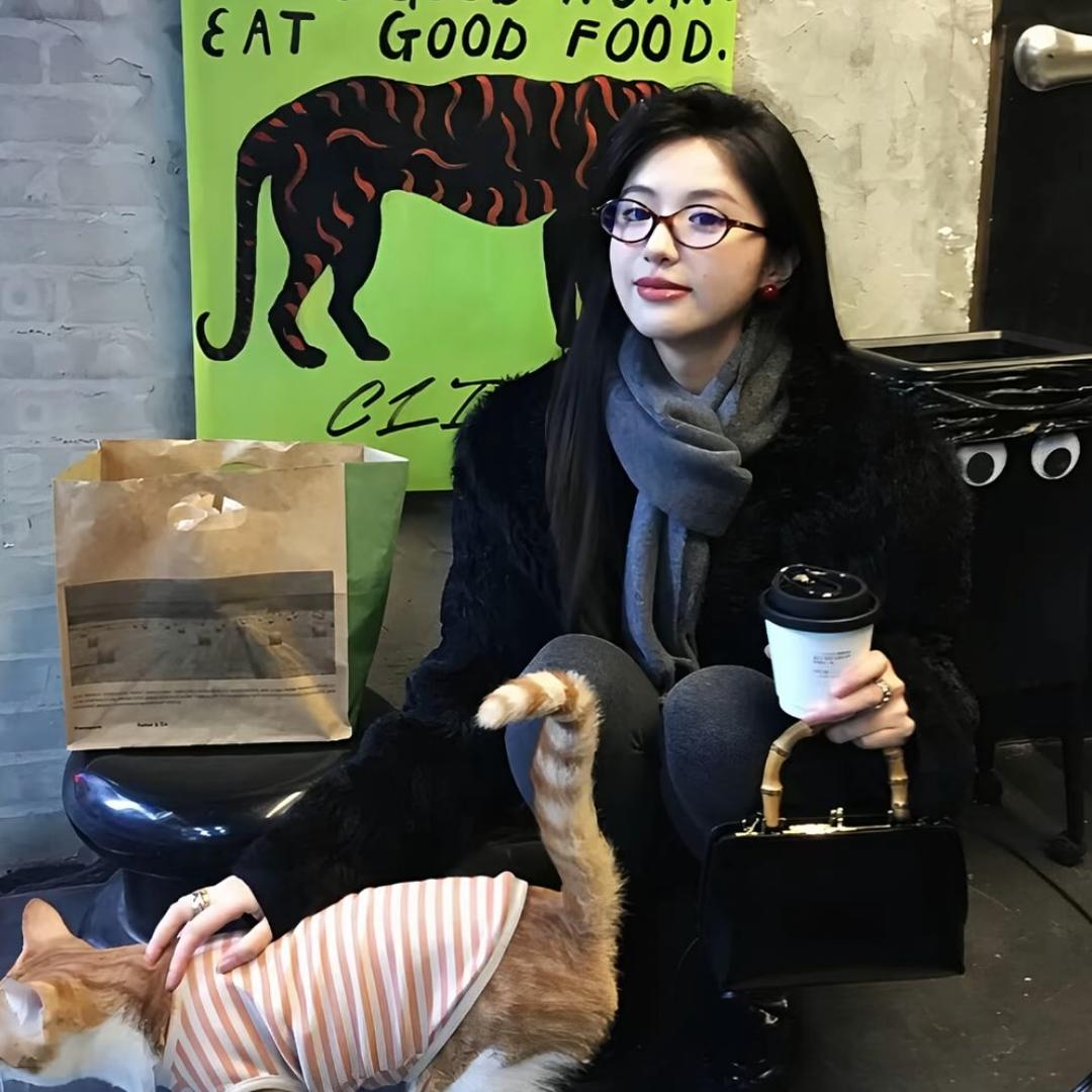 小乖🗽