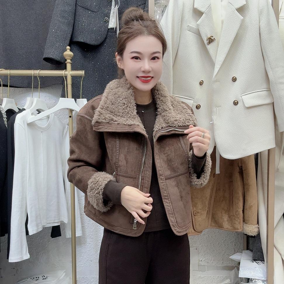 五爱顺畅精品女装批发（一手货源）