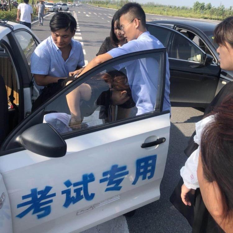 轻松驾考拿小本