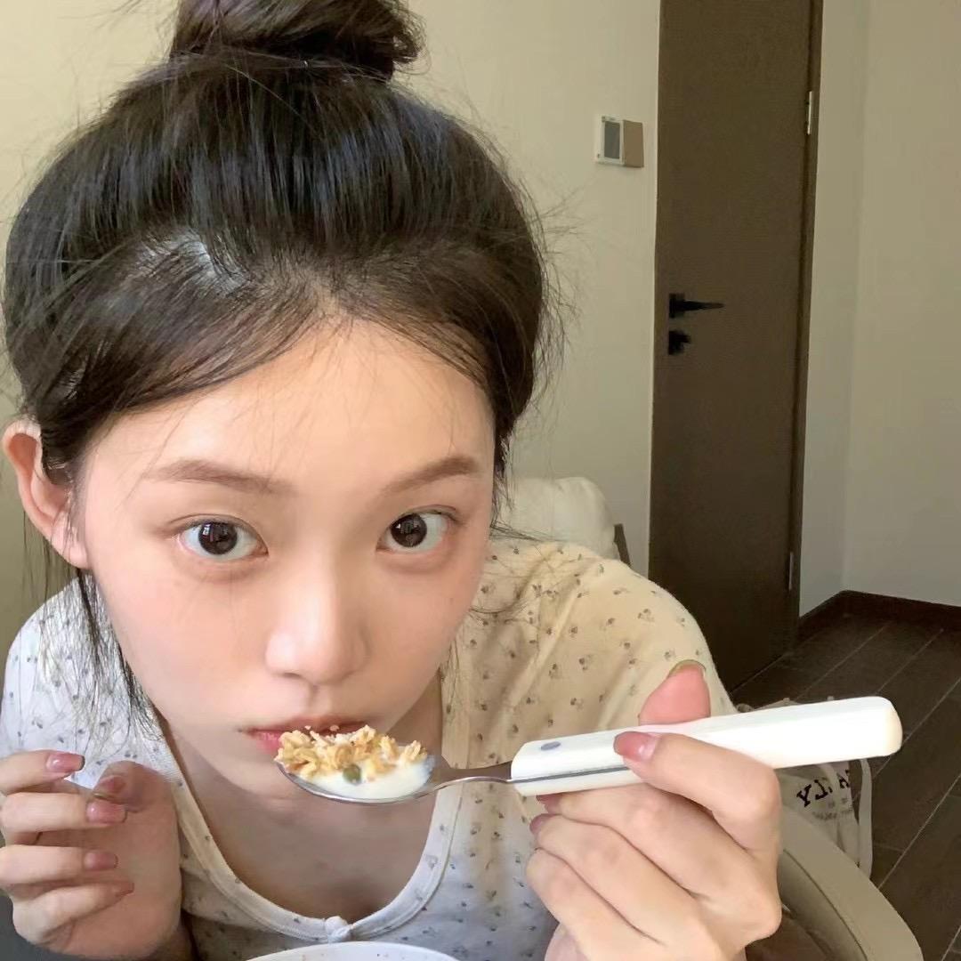 我真的好想睡懒觉哦