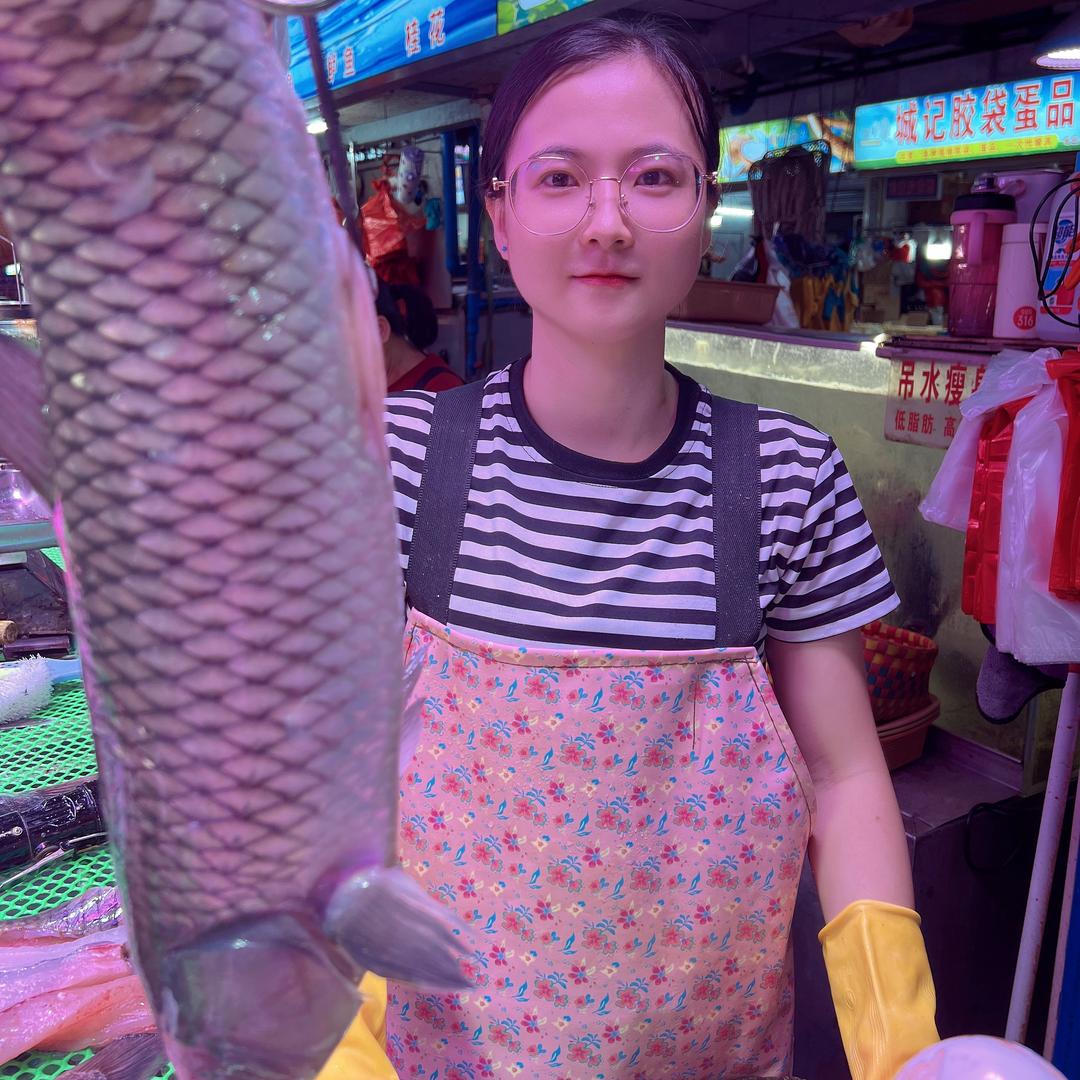 莲莲有鱼