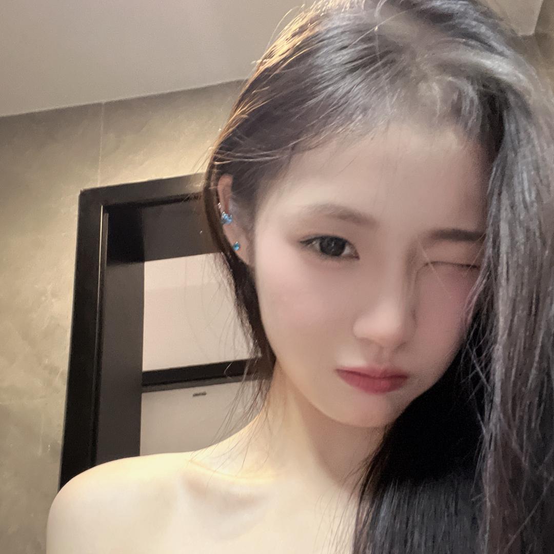 偷吃美味蟹黄堡