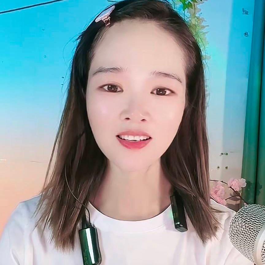 小依