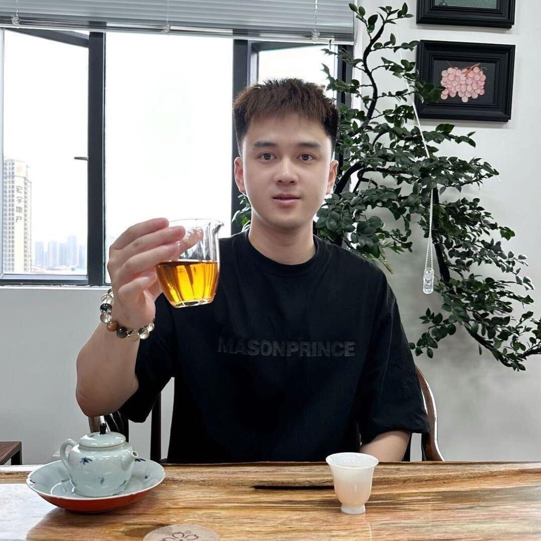 大眼的普洱茶