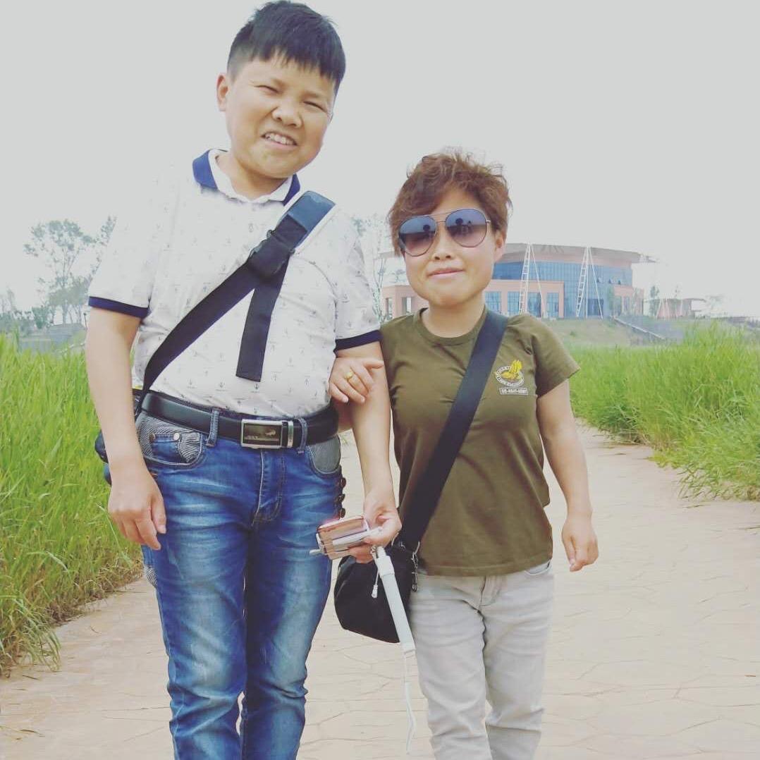 小小的我们