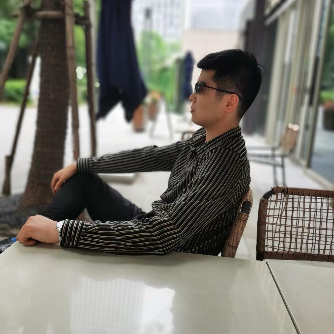 李磊、