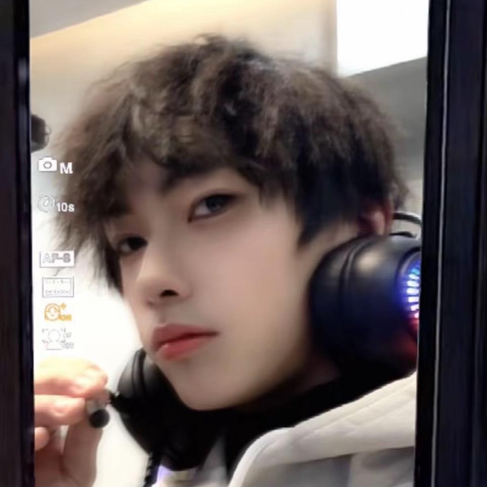 🍒浅陌❤️🎶(见过鞠婧祎颜人中版)